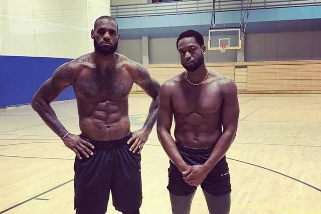 这场平局恰 这场平局恰